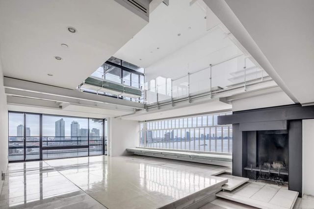 23 Beekman Place, New York City, NY 10022