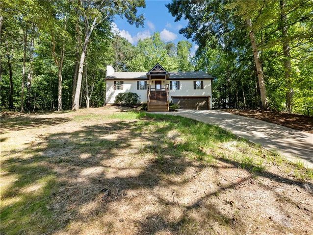 3930 Pine Tree Lane, Gainesville, GA 30501