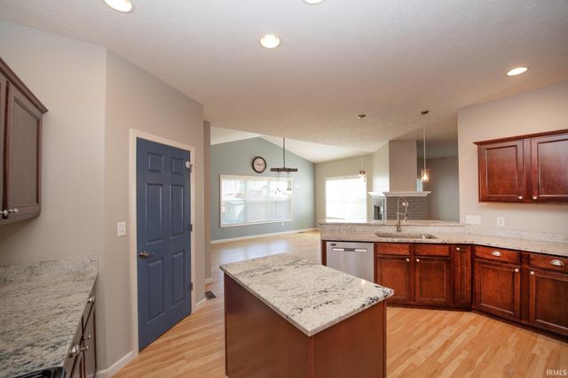 2489 Cascade Court, West Lafayette, IN 47906