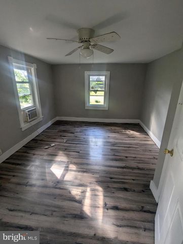 2353 LITTLE GEORGETOWN RD, Hedgesville, WV 25427