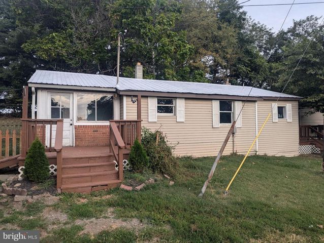 2353 LITTLE GEORGETOWN RD, Hedgesville, WV 25427