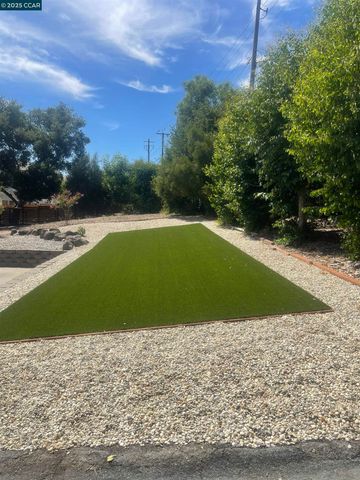 971 Livorna, Alamo, CA 94507