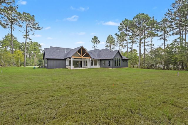 8958 Cedar Meadow Lane, Plantersville, TX 77363