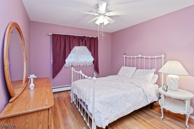 77 Sun Valley Way, Morris Plains Boro, NJ 07950