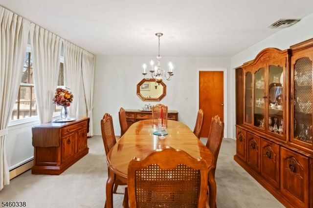 77 Sun Valley Way, Morris Plains Boro, NJ 07950