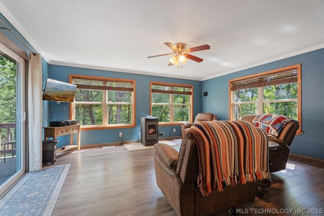 455 Whitetail Road, Kansas, OK 74347