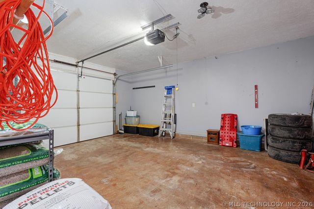 455 Whitetail Road, Kansas, OK 74347