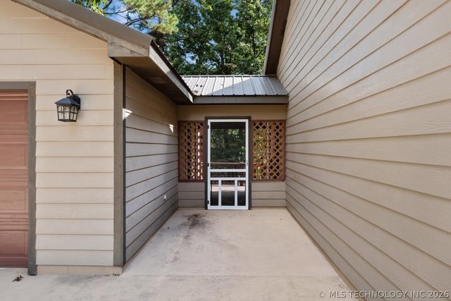 455 Whitetail Road, Kansas, OK 74347
