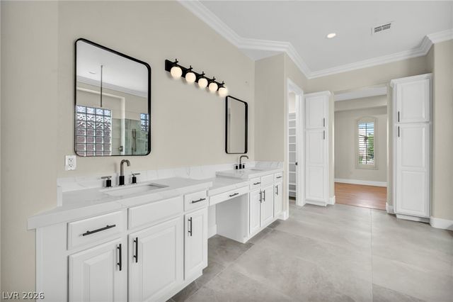 4754 Riva De Romanza Street, Las Vegas, NV 89135