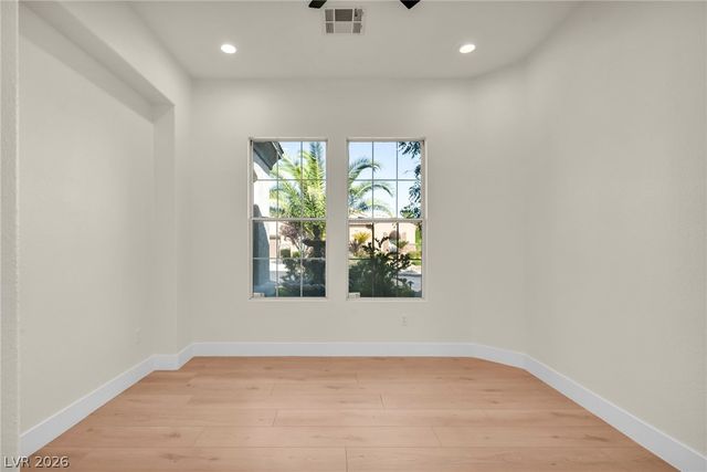 4754 Riva De Romanza Street, Las Vegas, NV 89135