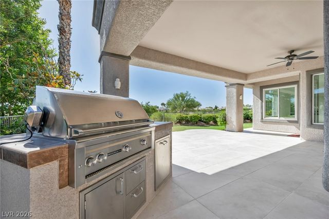 4754 Riva De Romanza Street, Las Vegas, NV 89135