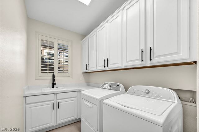 4754 Riva De Romanza Street, Las Vegas, NV 89135