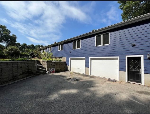 302 Old Post Road 302, Sharon, MA 02067