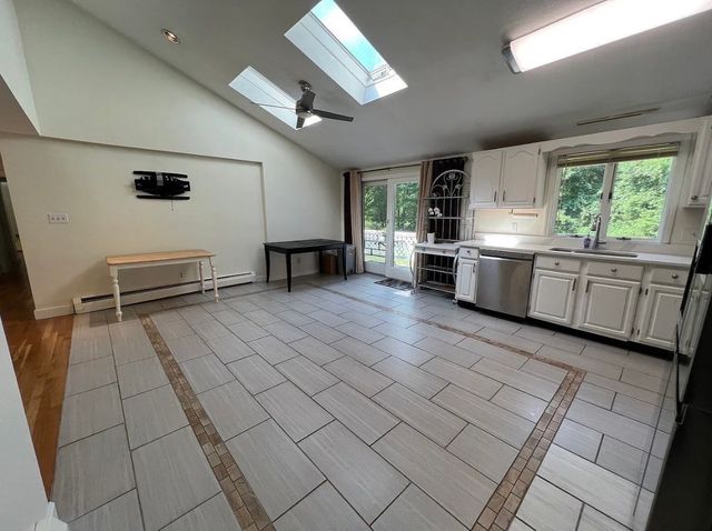 302 Old Post Road 302, Sharon, MA 02067