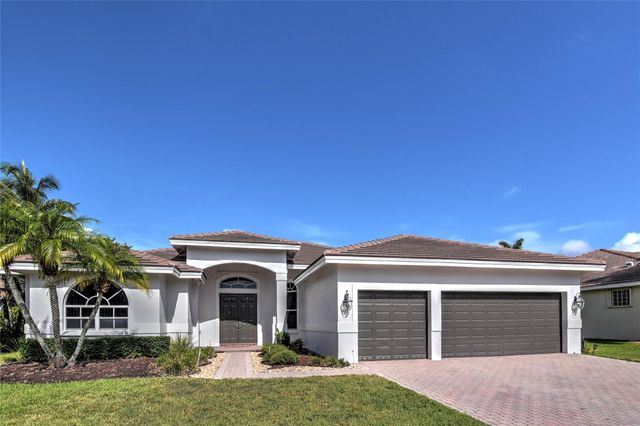 1125 E Waterside Cir, Weston, FL 33327