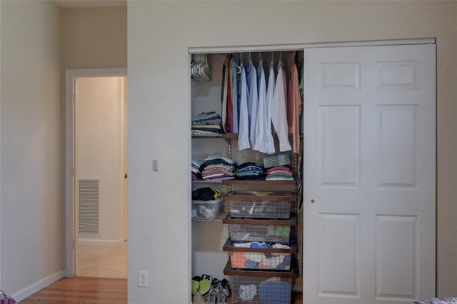 1125 E Waterside Cir, Weston, FL 33327