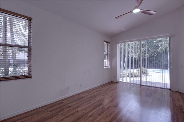 1125 E Waterside Cir, Weston, FL 33327