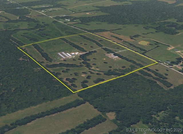 14000 Hwy 82 C, Hulbert, OK 74441