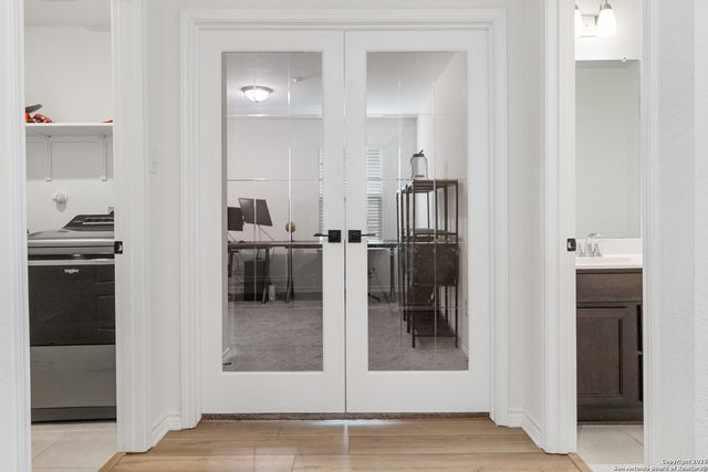 14847 Wild Hog Way, San Antonio, TX 78253