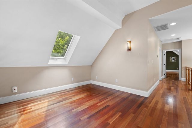 20 Hamlet Street 1, Newton, MA 02459