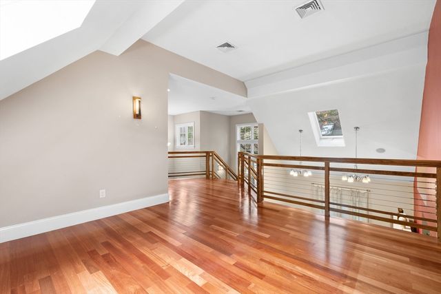 20 Hamlet Street 1, Newton, MA 02459
