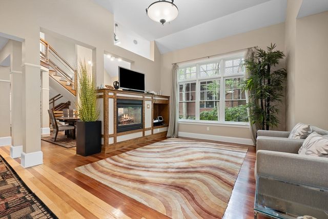 20 Hamlet Street 1, Newton, MA 02459