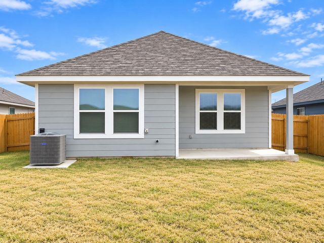 13606 Gunnison Grove Ave, Mustang Ridge, TX 78610