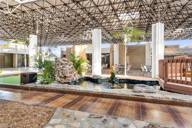 1660 Pine Valley DR 104, Fort Myers, FL 33907