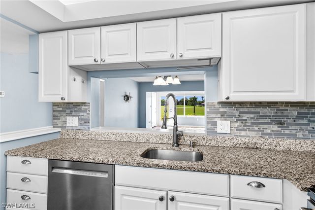 1660 Pine Valley DR 104, Fort Myers, FL 33907