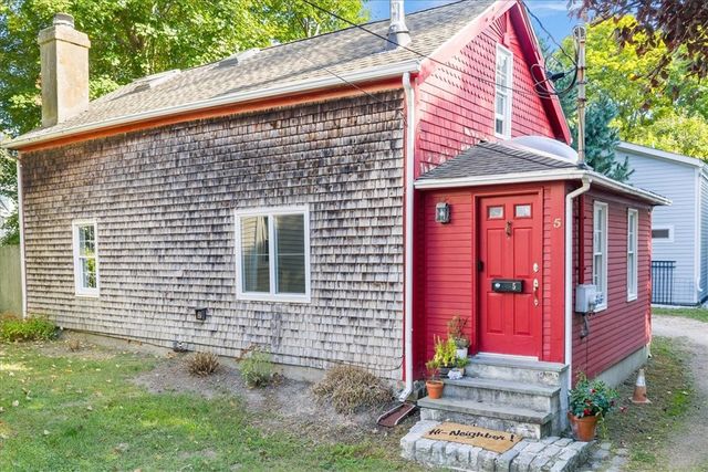 5 Bowser Court, Newport, RI 02840