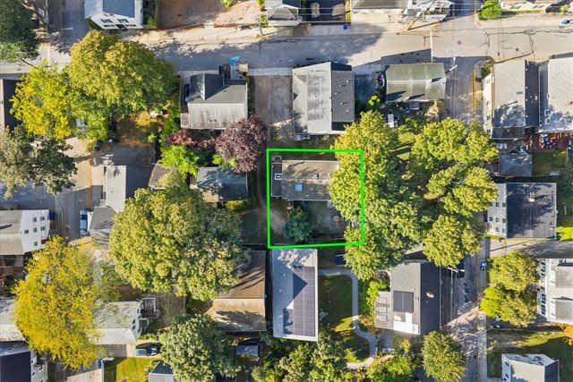 5 Bowser Court, Newport, RI 02840