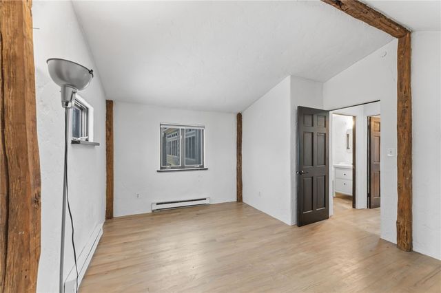 5 Bowser Court, Newport, RI 02840