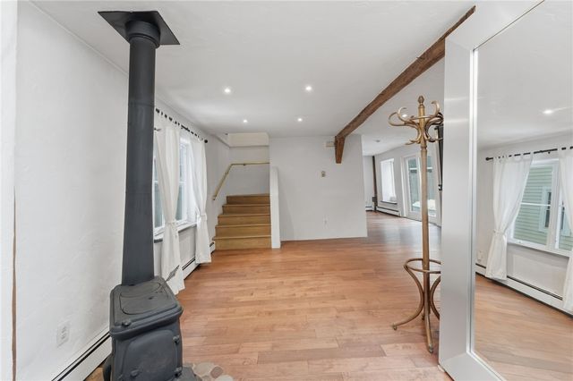 5 Bowser Court, Newport, RI 02840