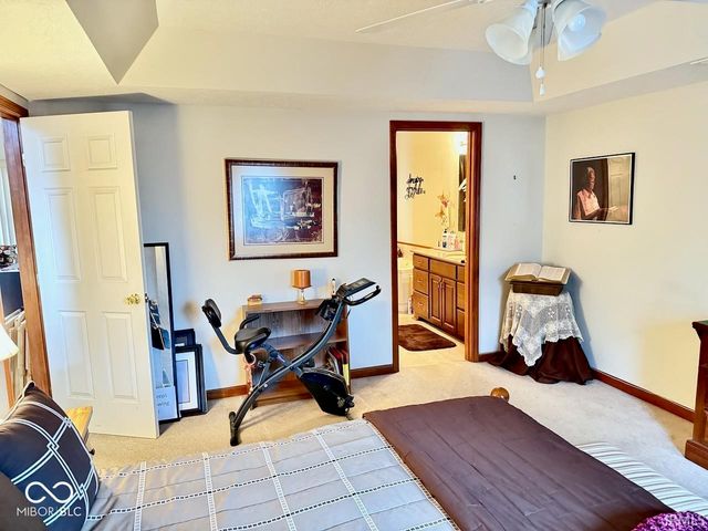 5100 W Prairiewood Drive, Muncie, IN 47304