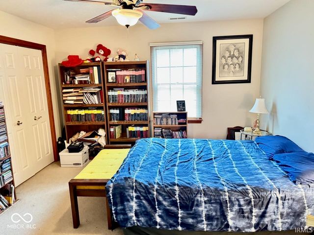 5100 W Prairiewood Drive, Muncie, IN 47304