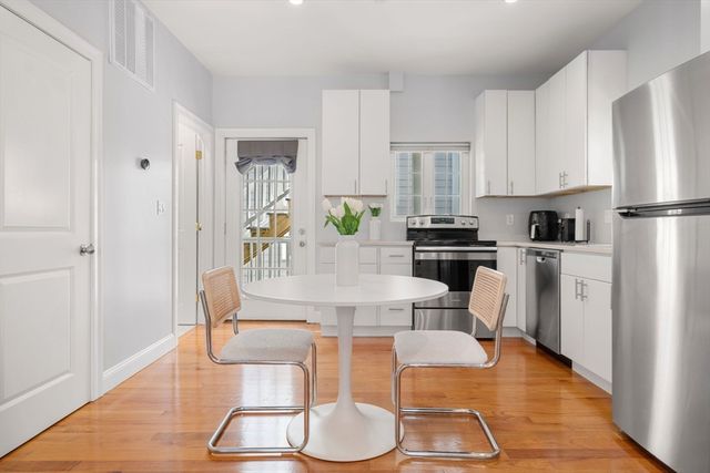 309 309-311 Sumner Street 2R, Boston, MA 02128