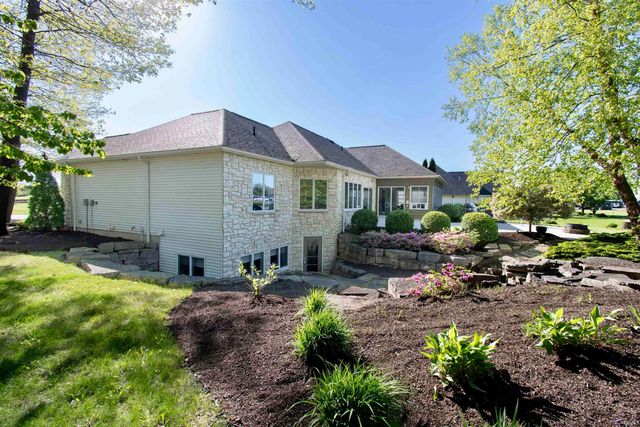 909 Eagle Trace, Kendallville, IN 46755