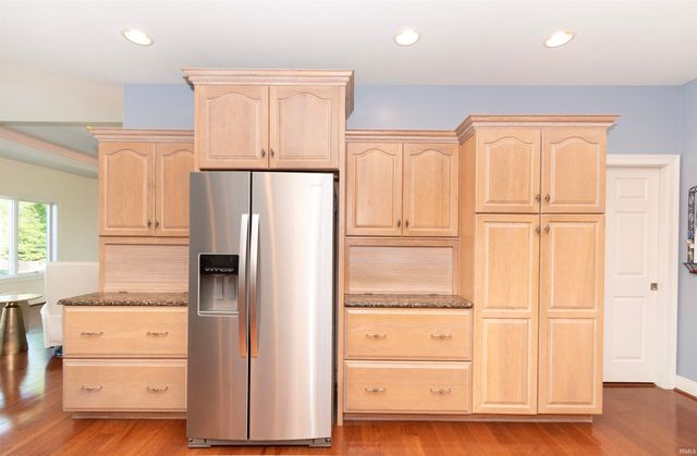 909 Eagle Trace, Kendallville, IN 46755
