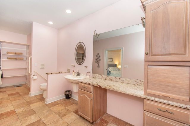 909 Eagle Trace, Kendallville, IN 46755