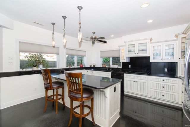909 Eagle Trace, Kendallville, IN 46755