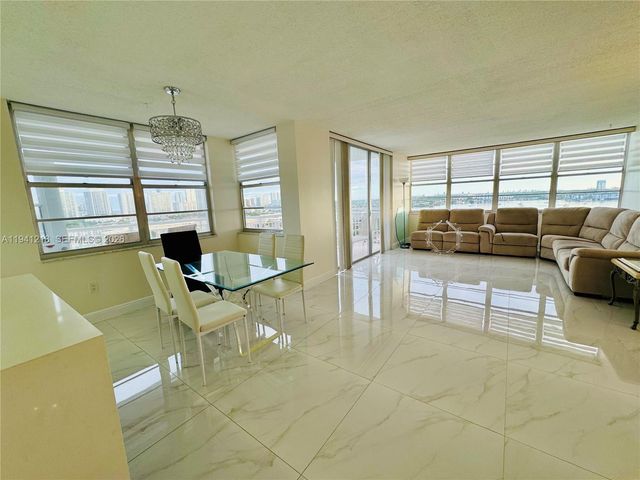 18041 Biscayne *boat Slip & * Boulevard 1605, Aventura, FL 33160
