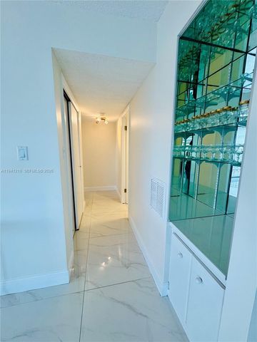 18041 Biscayne *boat Slip & * Boulevard 1605, Aventura, FL 33160