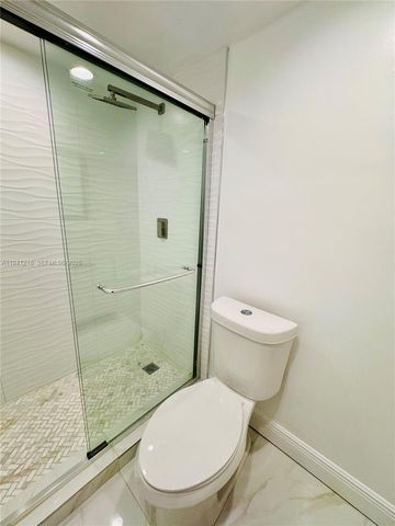 18041 Biscayne *boat Slip & * Boulevard 1605, Aventura, FL 33160