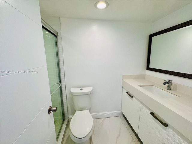 18041 Biscayne *boat Slip & * Boulevard 1605, Aventura, FL 33160