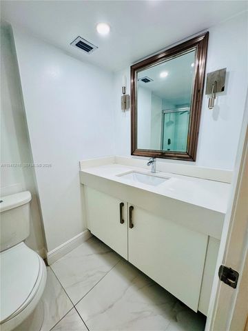 18041 Biscayne *boat Slip & * Boulevard 1605, Aventura, FL 33160