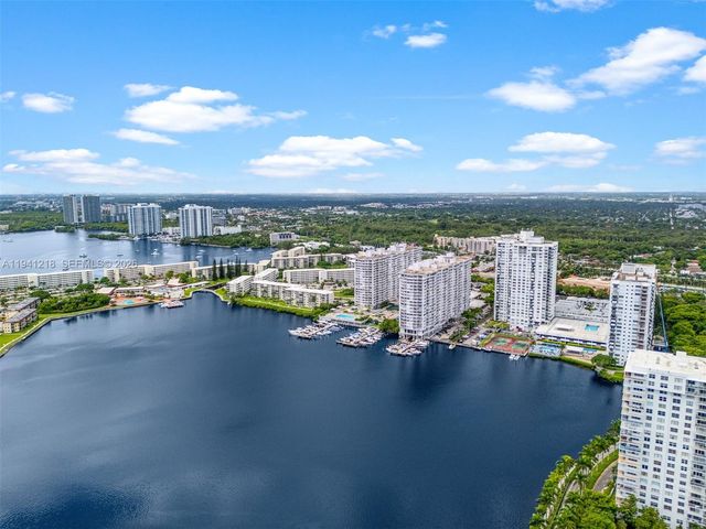 18041 Biscayne *boat Slip & * Boulevard 1605, Aventura, FL 33160