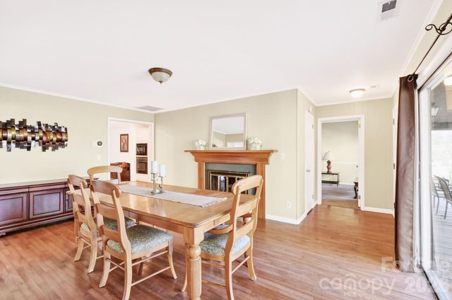 111 Hidden Pond Lane, Asheville, NC 28804