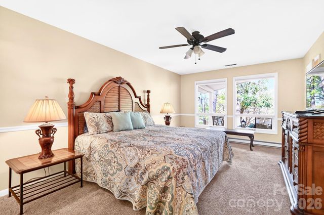 111 Hidden Pond Lane, Asheville, NC 28804