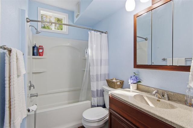 222 Michigan Street, Eau Claire, WI 54703