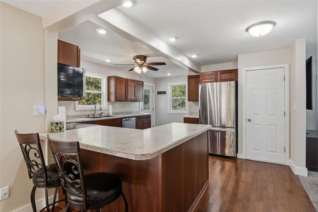 222 Michigan Street, Eau Claire, WI 54703